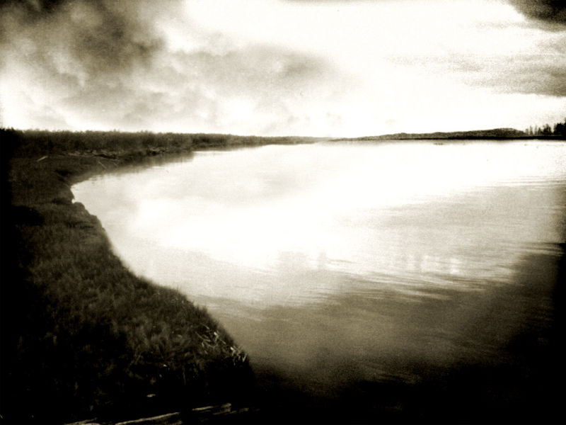 File:Back1(lake).jpg